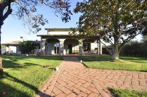 casa indipendente in vendita a San Vincenzo