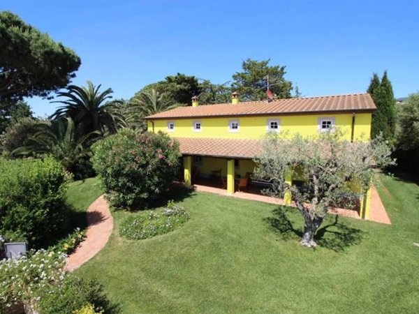 casa indipendente in vendita a San Vincenzo