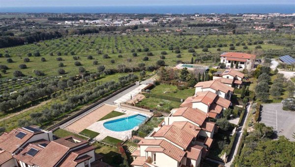 casa semindipendente in vendita a San Vincenzo