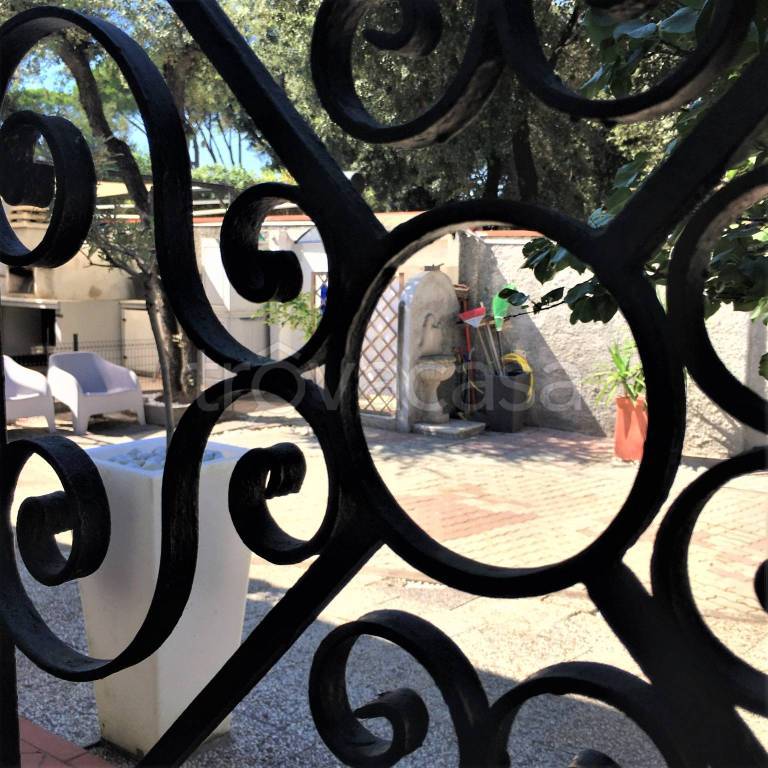 casa indipendente in vendita a San Vincenzo