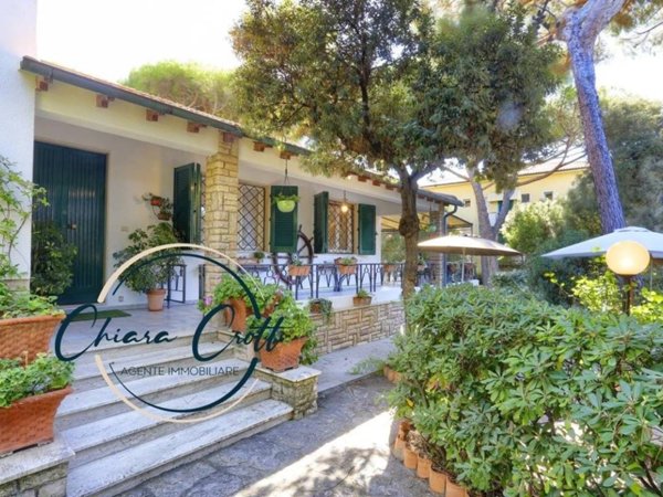 casa indipendente in vendita a San Vincenzo