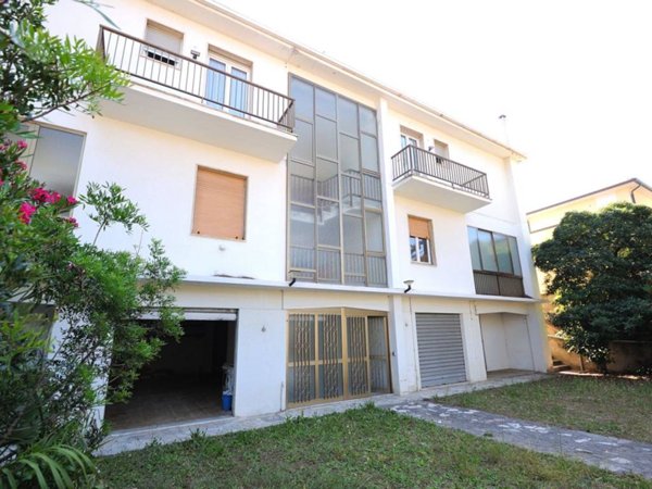 casa indipendente in vendita a San Vincenzo