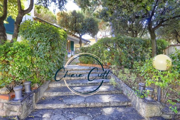 casa indipendente in vendita a San Vincenzo