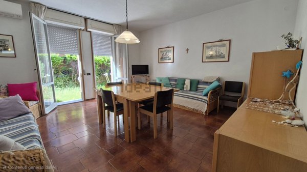 casa indipendente in vendita a San Vincenzo