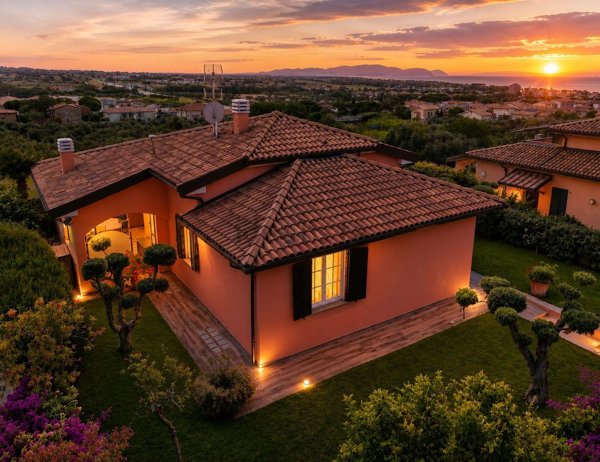 casa indipendente in vendita a San Vincenzo