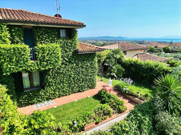 casa indipendente in vendita a San Vincenzo