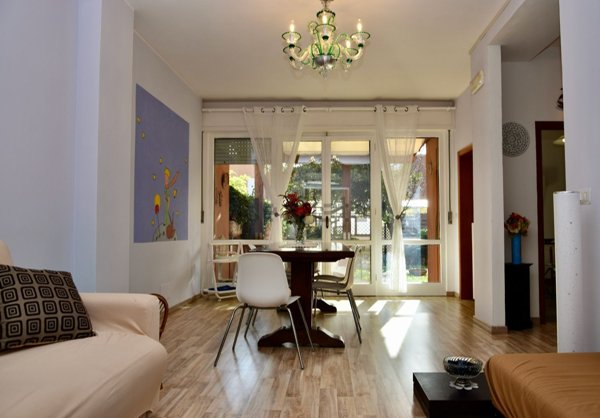 casa indipendente in vendita a San Vincenzo