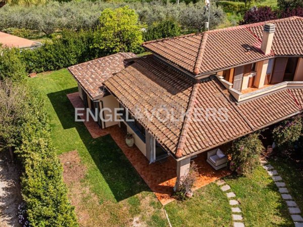 casa indipendente in vendita a San Vincenzo
