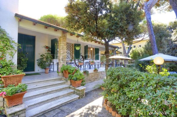 casa indipendente in vendita a San Vincenzo