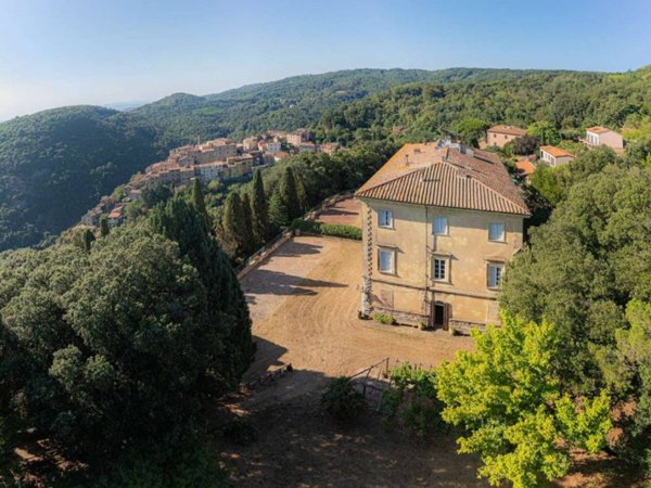 villa in vendita a Sassetta