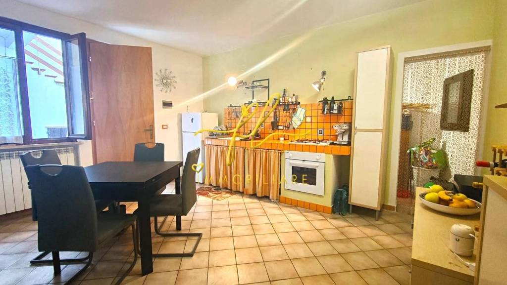 appartamento in vendita a Sassetta