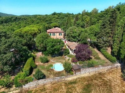 casa indipendente in vendita a Sassetta