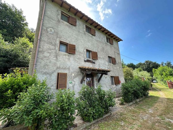 casa indipendente in vendita a Sassetta