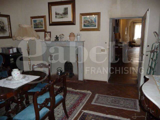 casa indipendente in vendita a Sassetta