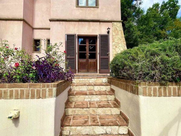 casa indipendente in vendita a Sassetta