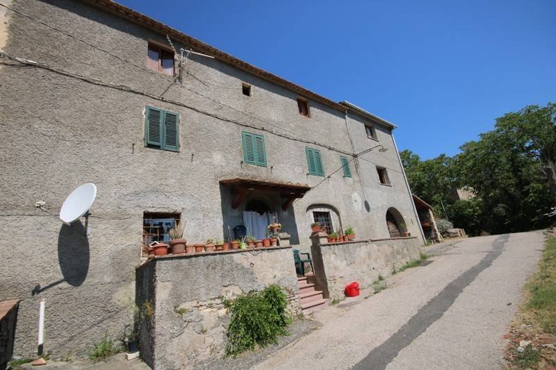 casa indipendente in vendita a Sassetta