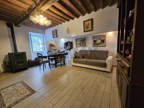 appartamento in vendita a Sassetta