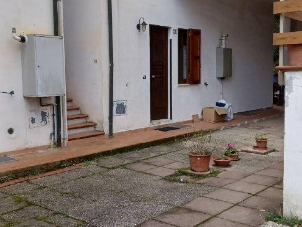 appartamento in vendita a Sassetta