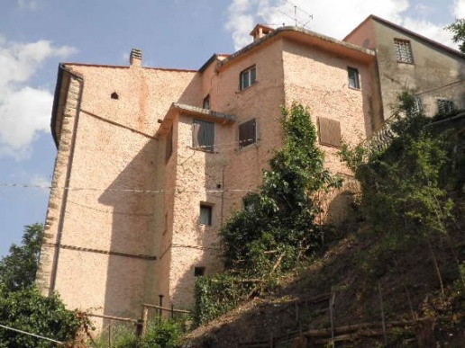 appartamento in vendita a Sassetta