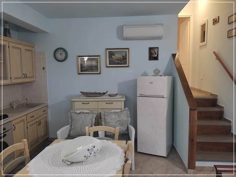 appartamento in vendita a Sassetta