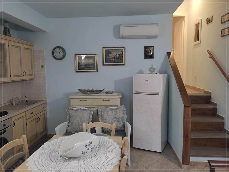 appartamento in vendita a Sassetta