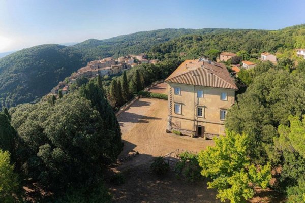 villa in vendita a Sassetta