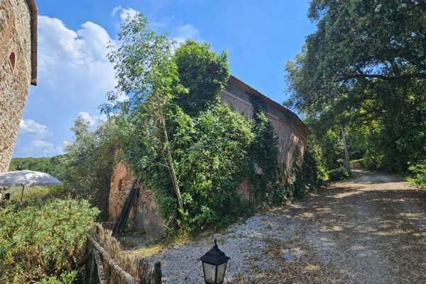 casa indipendente in vendita a Sassetta