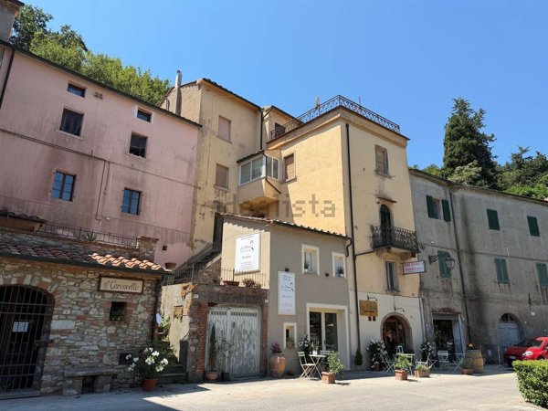 appartamento in vendita a Sassetta