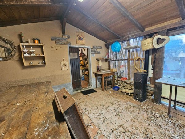 casale in vendita a Sassetta