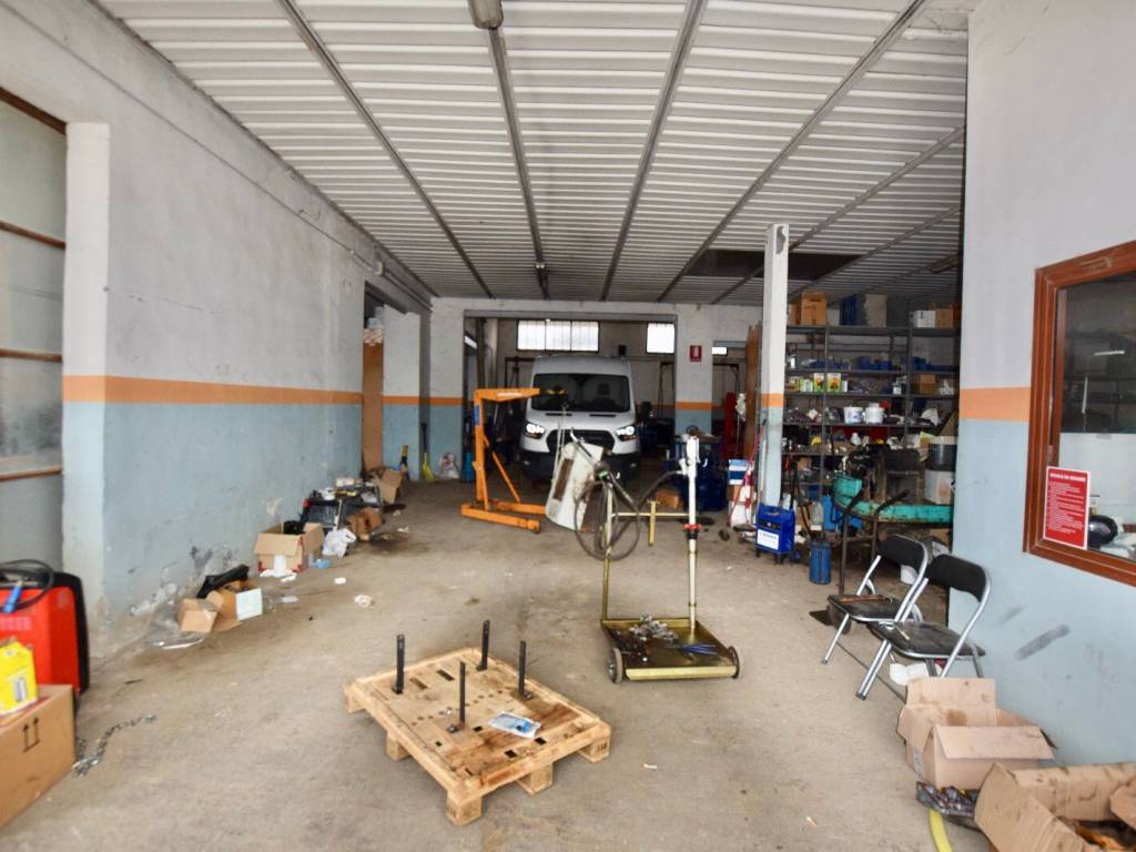 locale commerciale in vendita a Suvereto