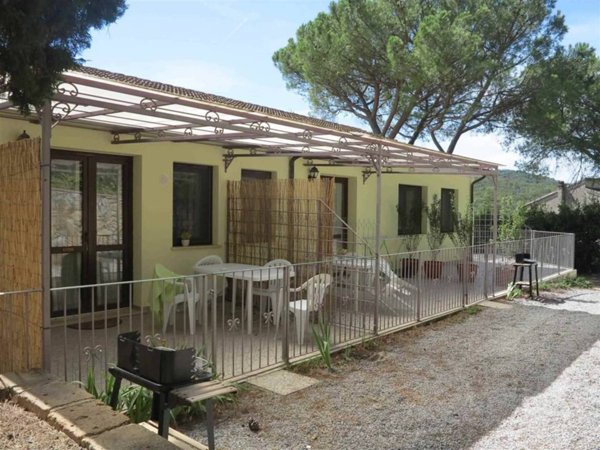 casa indipendente in vendita a Suvereto in zona Montioni