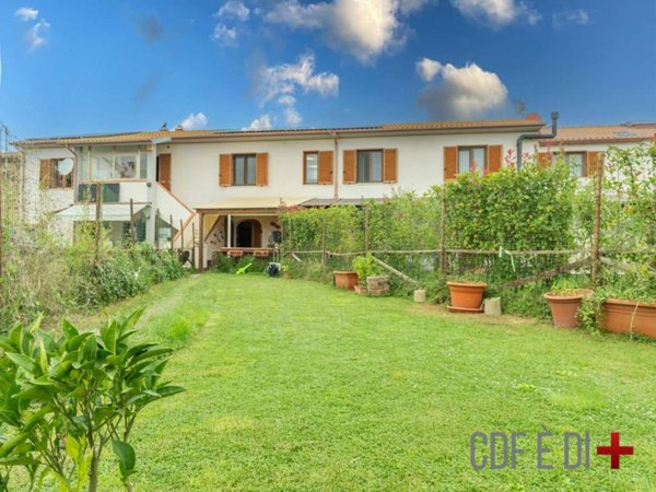 casa indipendente in vendita a Suvereto