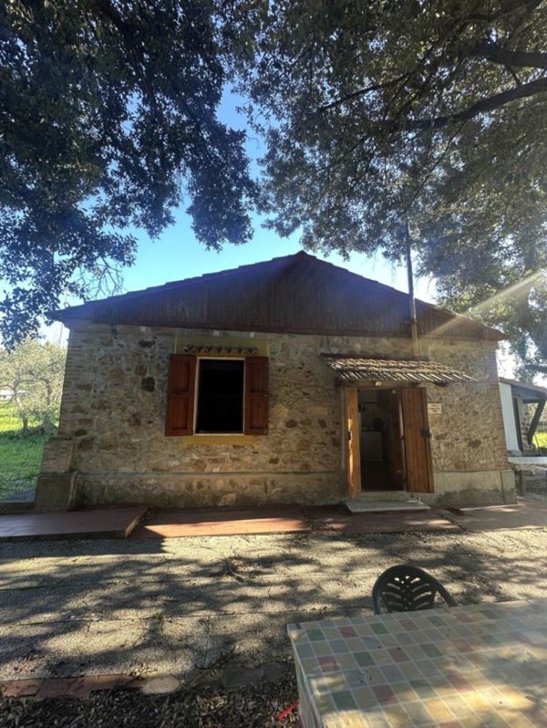 casa indipendente in vendita a Suvereto