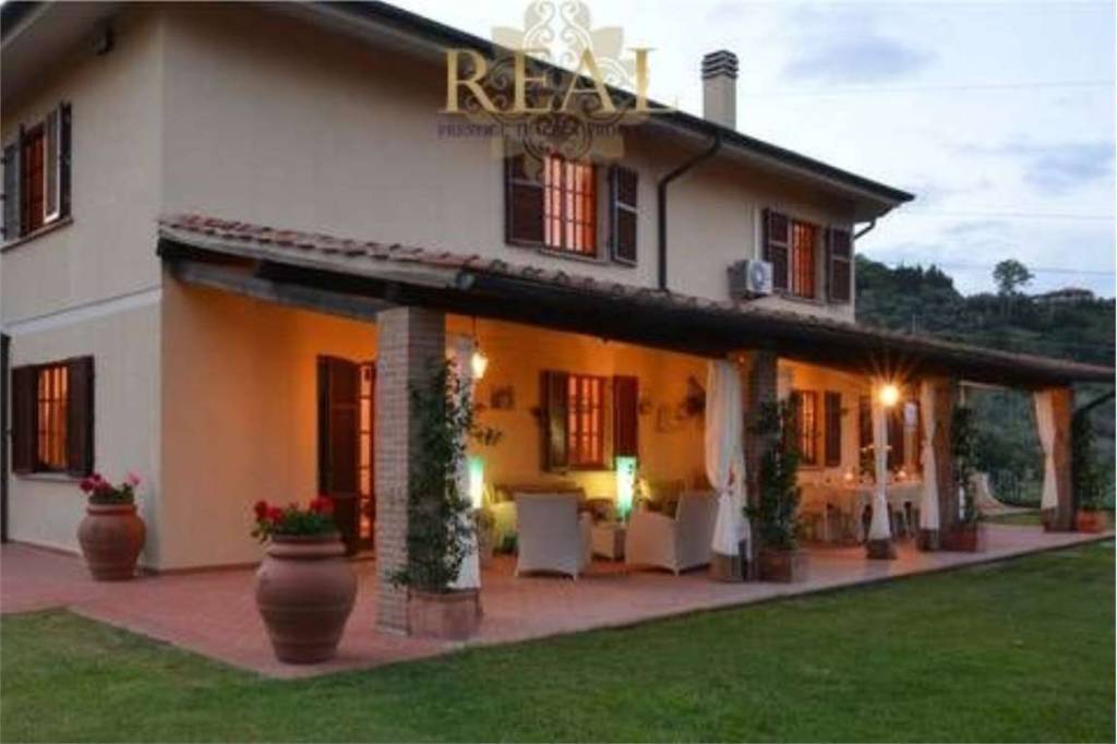 casa indipendente in vendita a Suvereto