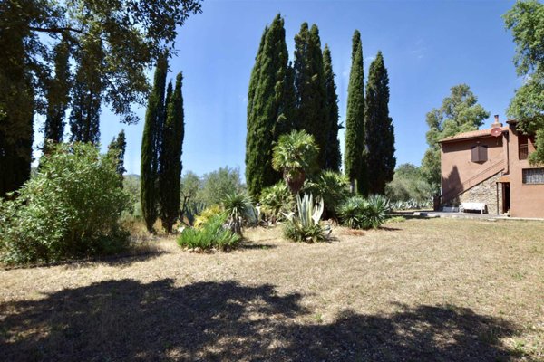 casa indipendente in vendita a Suvereto