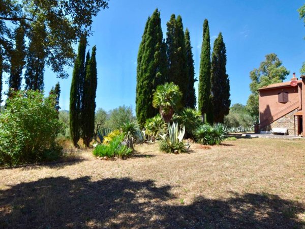 casa indipendente in vendita a Suvereto