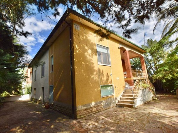 casa indipendente in vendita a Suvereto