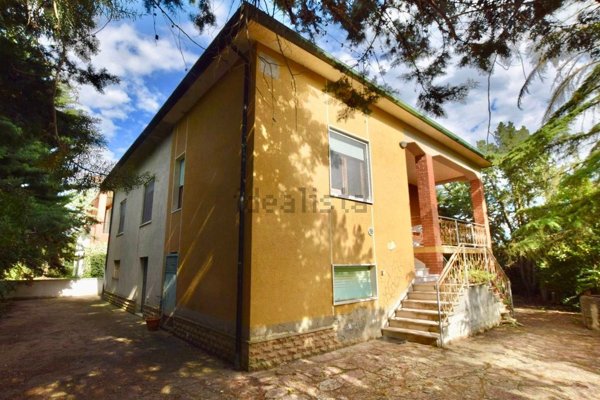 casa indipendente in vendita a Suvereto