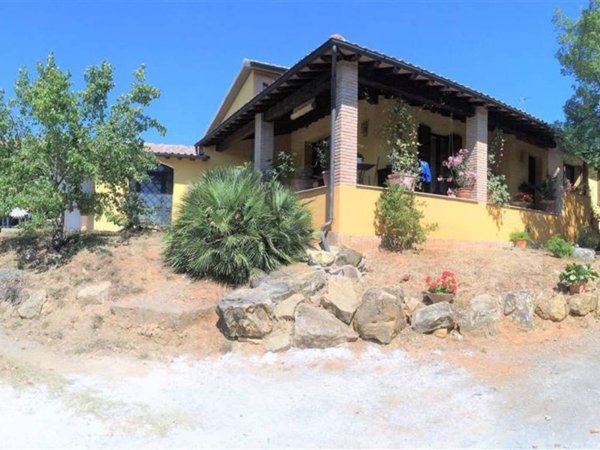 casa indipendente in vendita a Suvereto