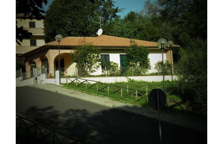 casa indipendente in vendita a Suvereto in zona Prata