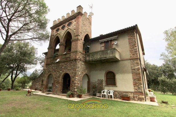 casa indipendente in vendita a Suvereto