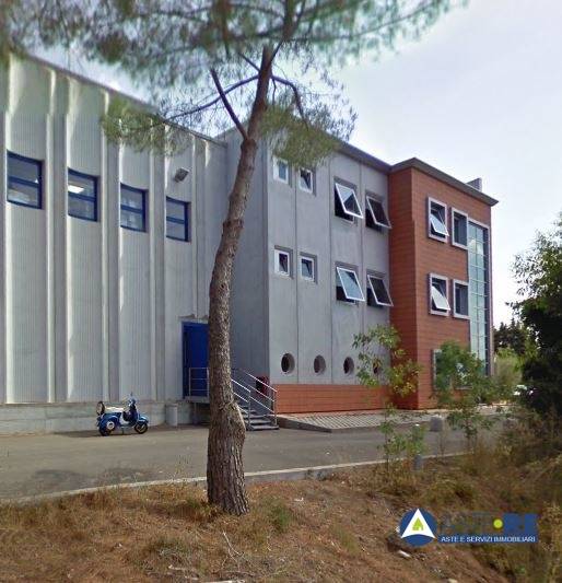 capannone in vendita a Suvereto