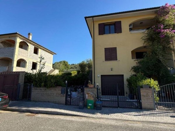 appartamento in vendita a Suvereto