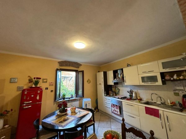 appartamento in vendita a Suvereto