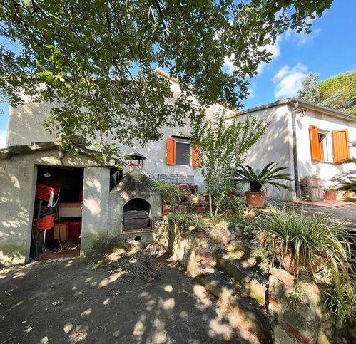 casa indipendente in vendita a Suvereto in zona Prata