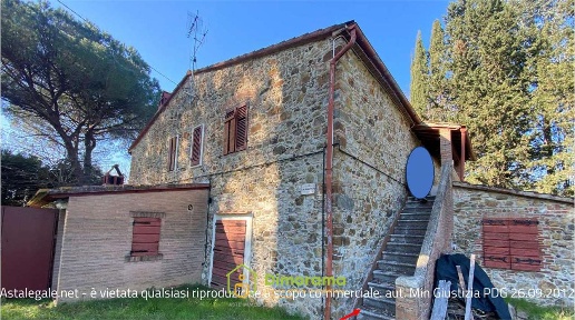 appartamento in vendita a Suvereto in zona San Lorenzo