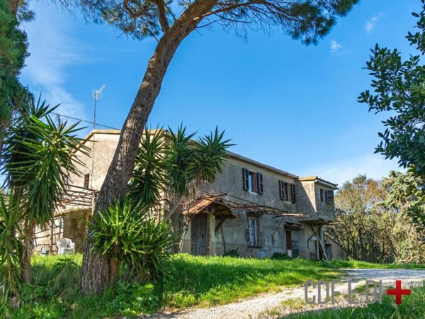 casa indipendente in vendita a Suvereto