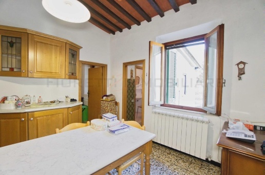 appartamento in vendita a Suvereto