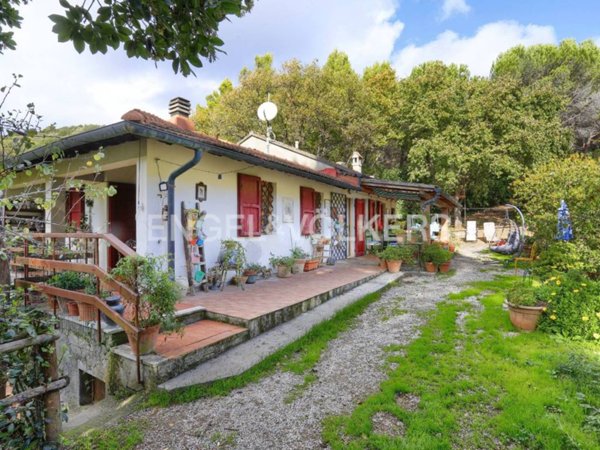 casa indipendente in vendita a Suvereto