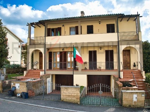 casa indipendente in vendita a Suvereto